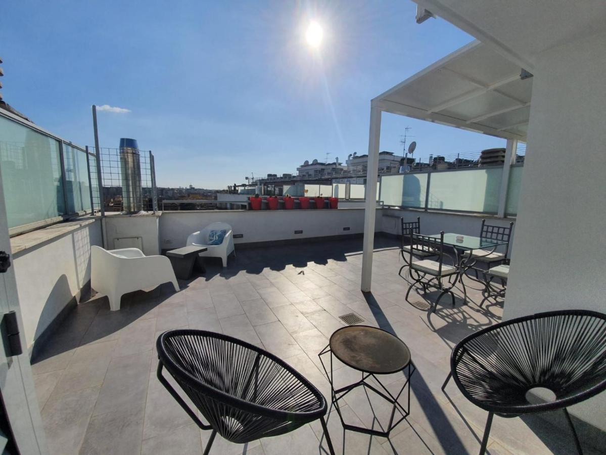 Penthouse 41 In Trastevere With Big Terrace Rom Exterior foto