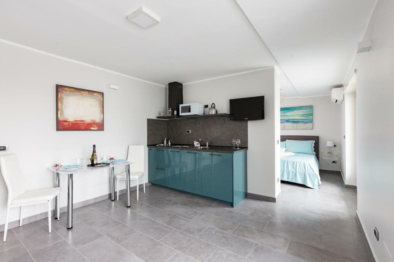 Penthouse 41 In Trastevere With Big Terrace Rom Exterior foto